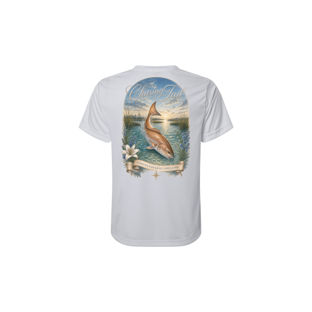 Diving Redfish – Women's Short Sleeve in Platinum - back view